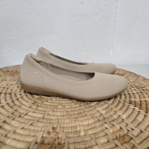Vivaia Claire Walker Almond Taupe Ballet Flats 7